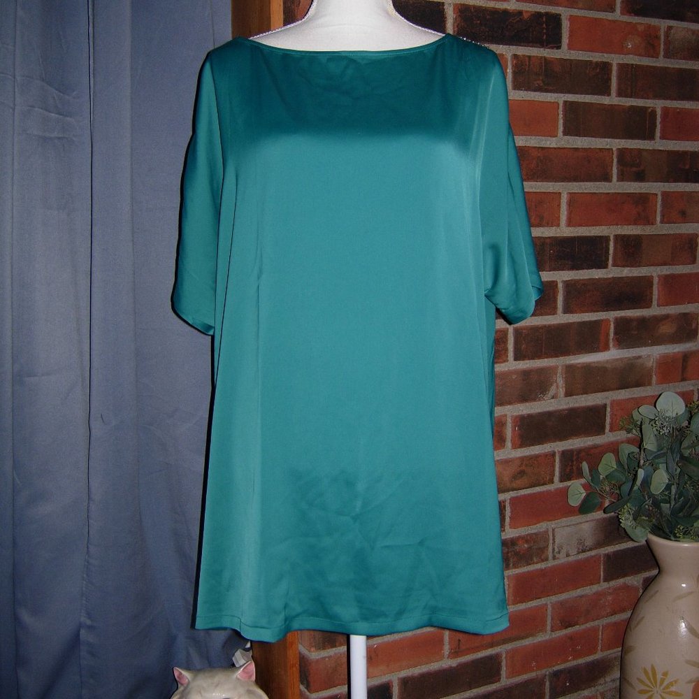 The Limited Beaded Mesh Inset Top XL